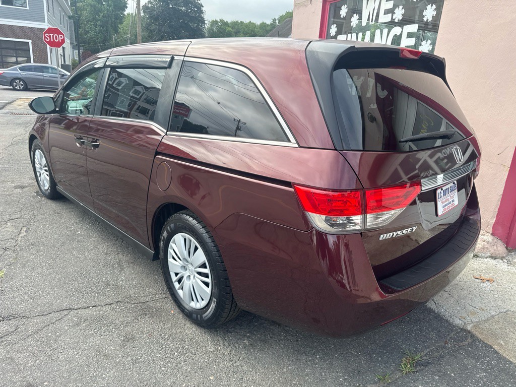2014 Honda Odyssey Image 8