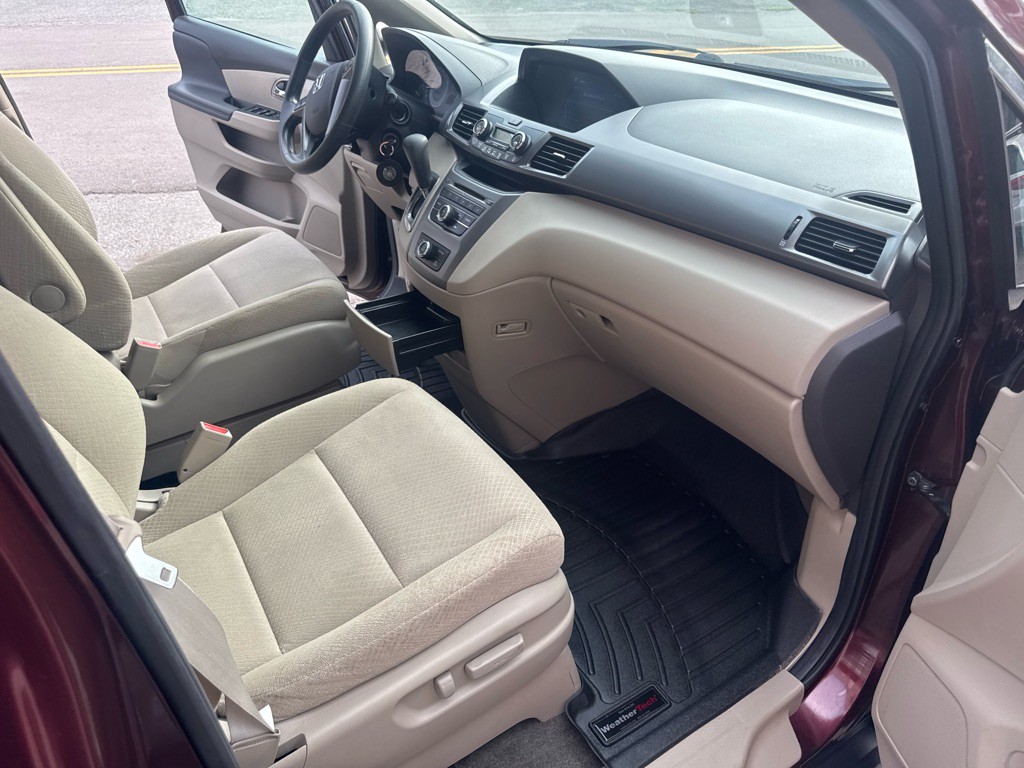 2014 Honda Odyssey Image 19