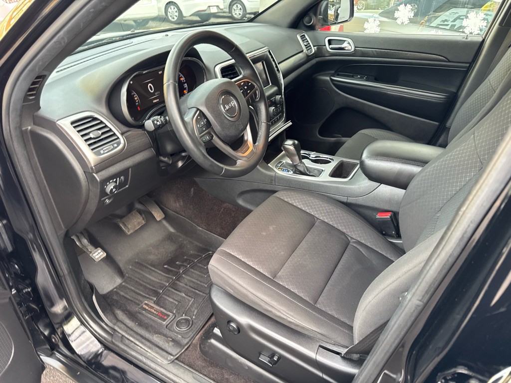 2018 Jeep Grand Cherokee Image 12