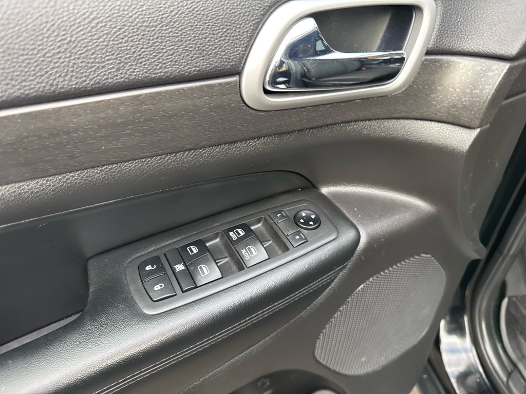2018 Jeep Grand Cherokee Image 24