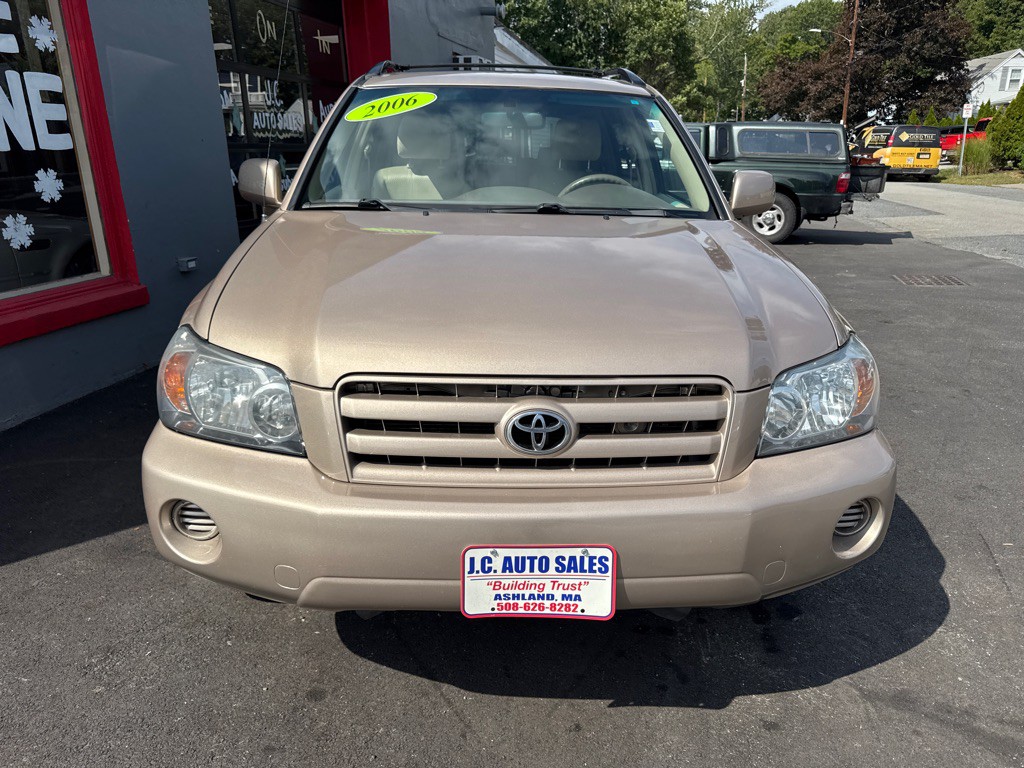 2006 Toyota Highlander Image 2