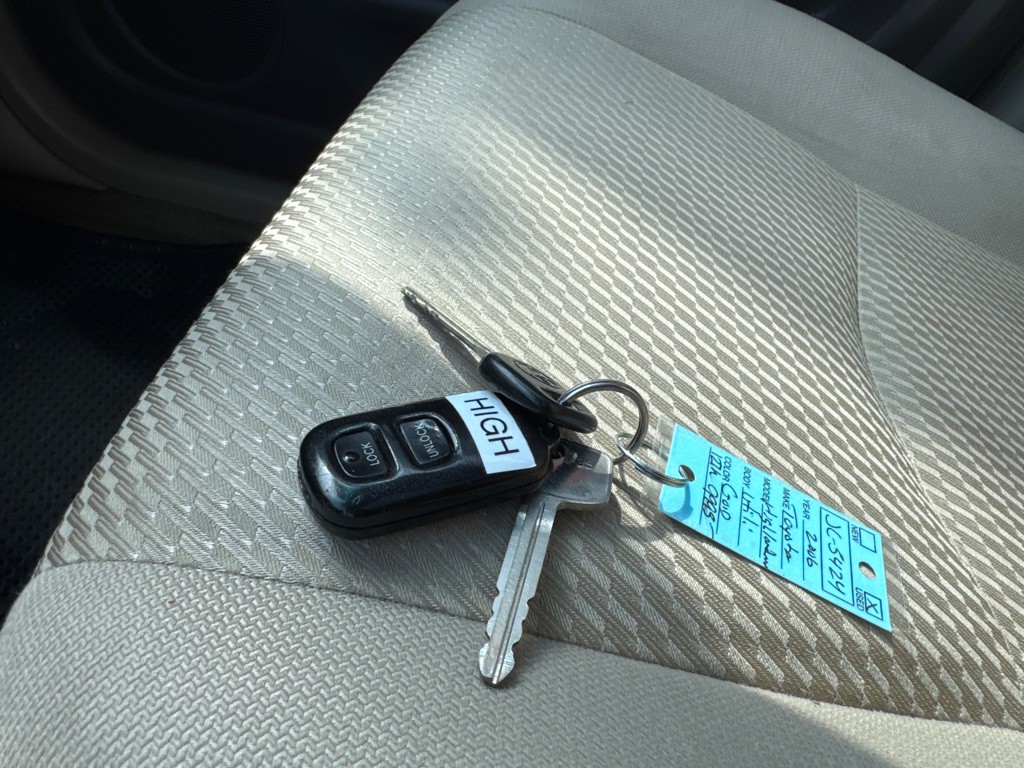 2006 Toyota Highlander Image 32