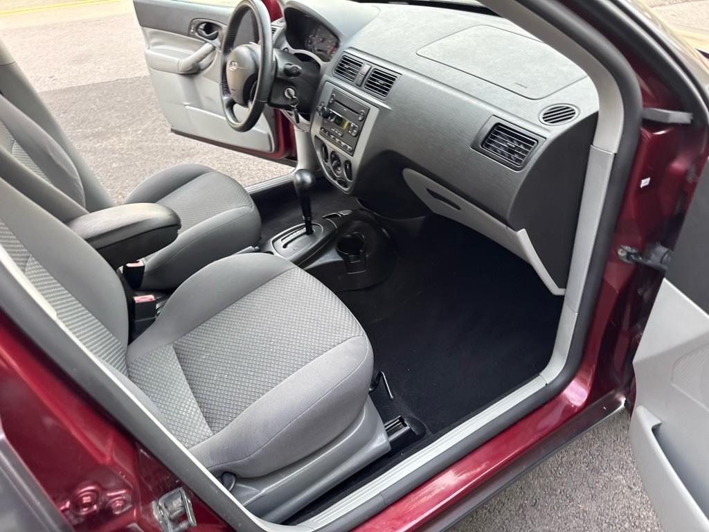 2007 Ford Focus Image 17