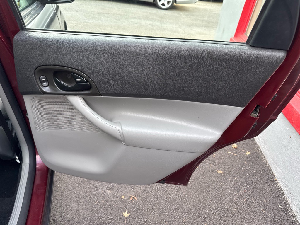 2007 Ford Focus Image 20