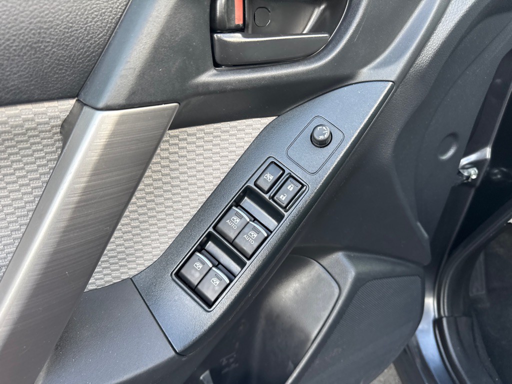 2017 Subaru Forester Image 26