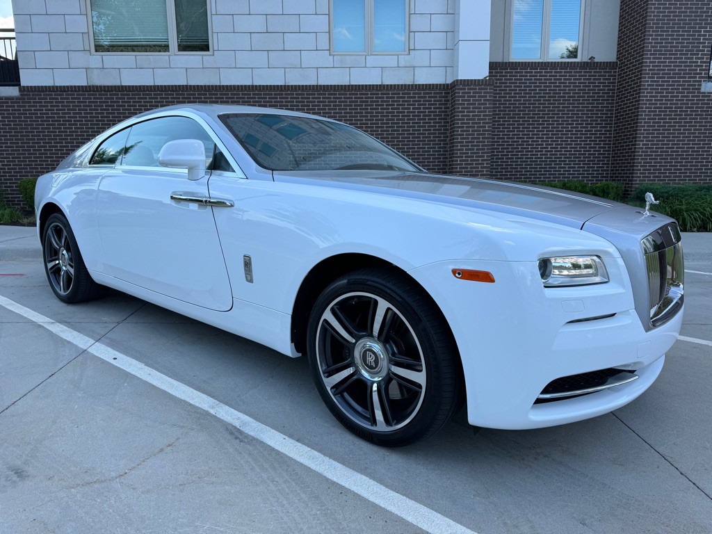 2016 Rolls-Royce Wraith Image 1