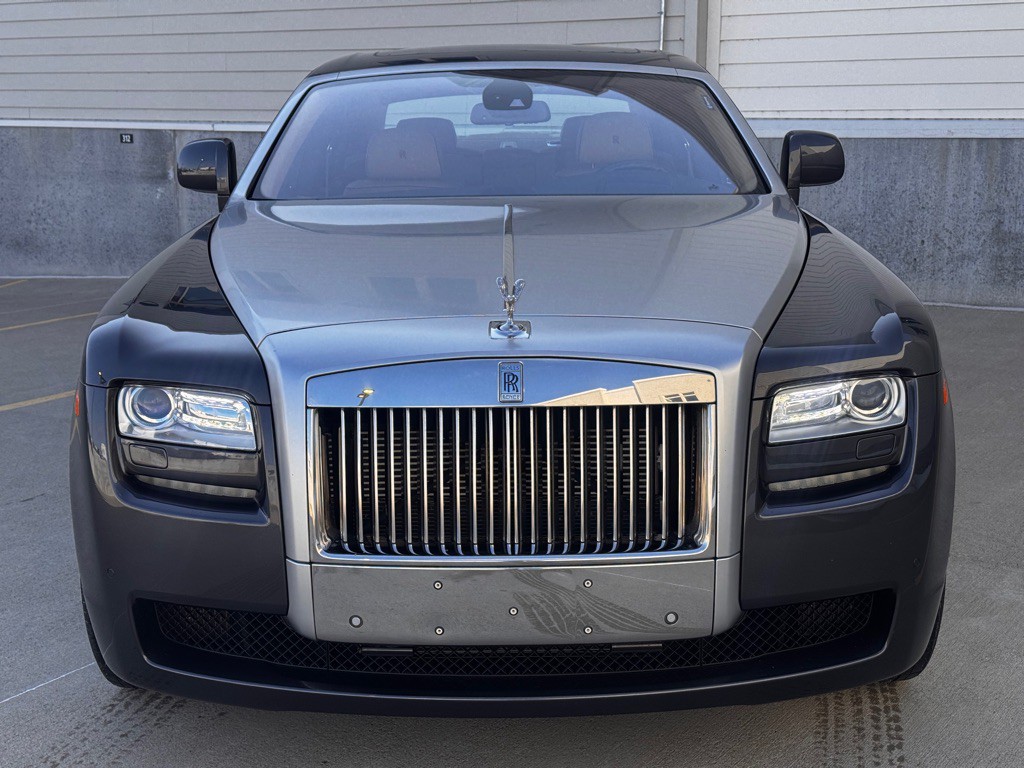2011 Rolls-Royce Ghost Image 2