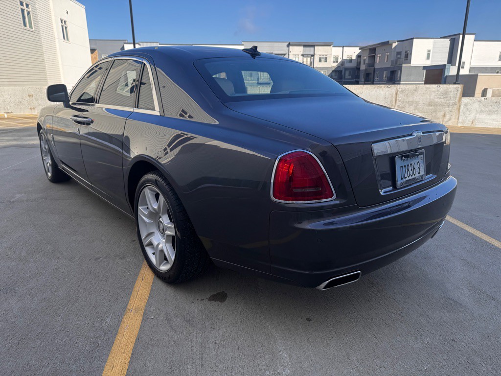 2011 Rolls-Royce Ghost Image 5