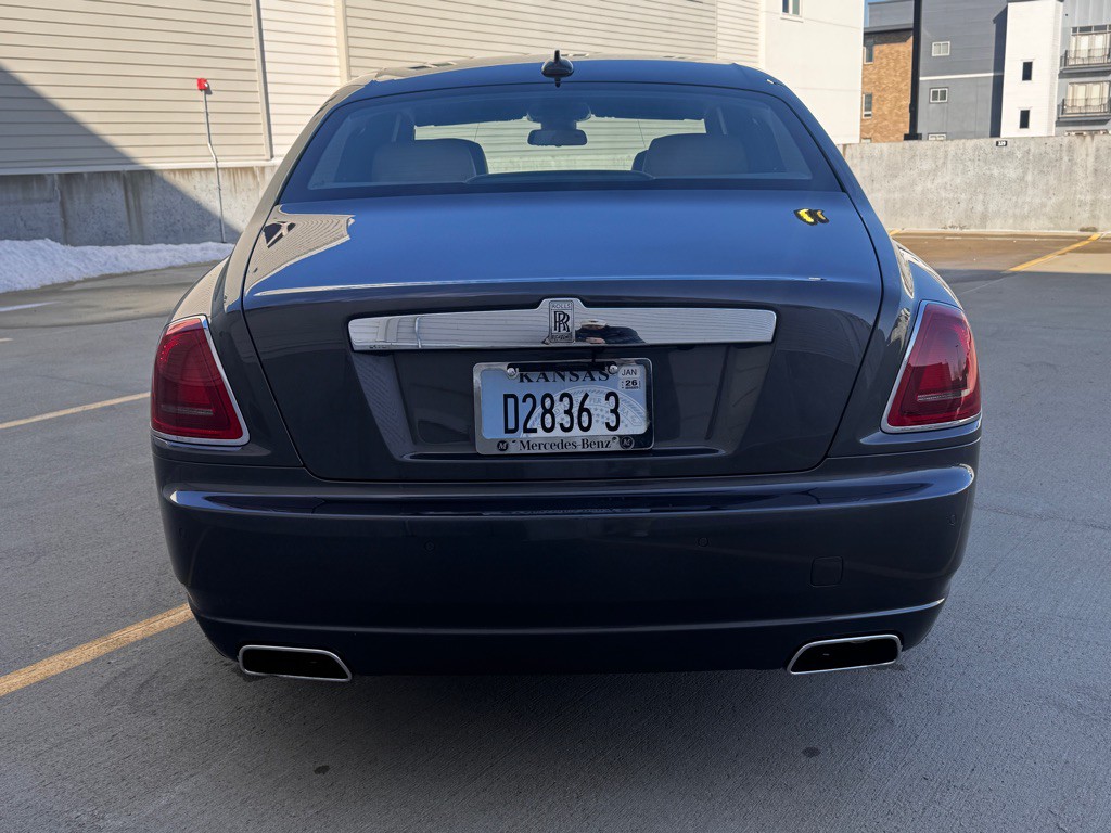 2011 Rolls-Royce Ghost Image 6