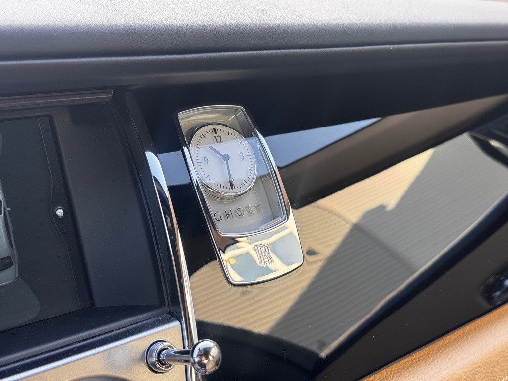 2011 Rolls-Royce Ghost Image 18