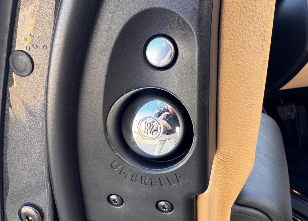 2011 Rolls-Royce Ghost Image 19