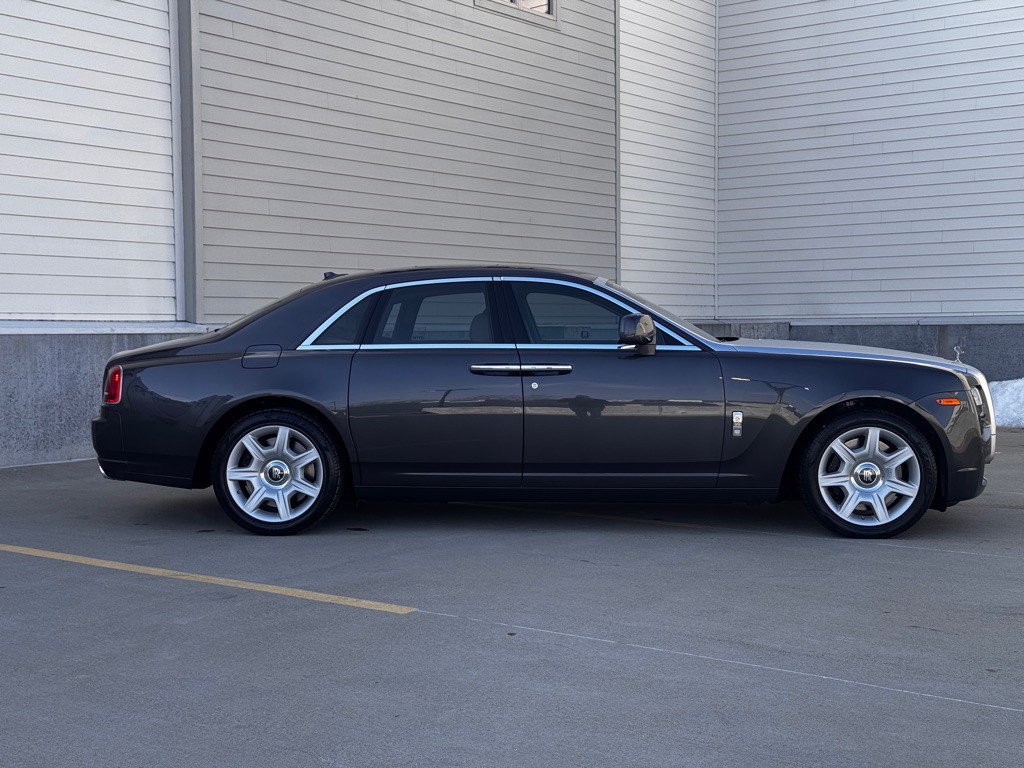 2011 Rolls-Royce Ghost Image 8