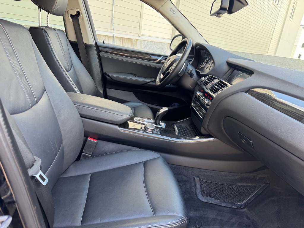 2015 BMW X4 Image 27