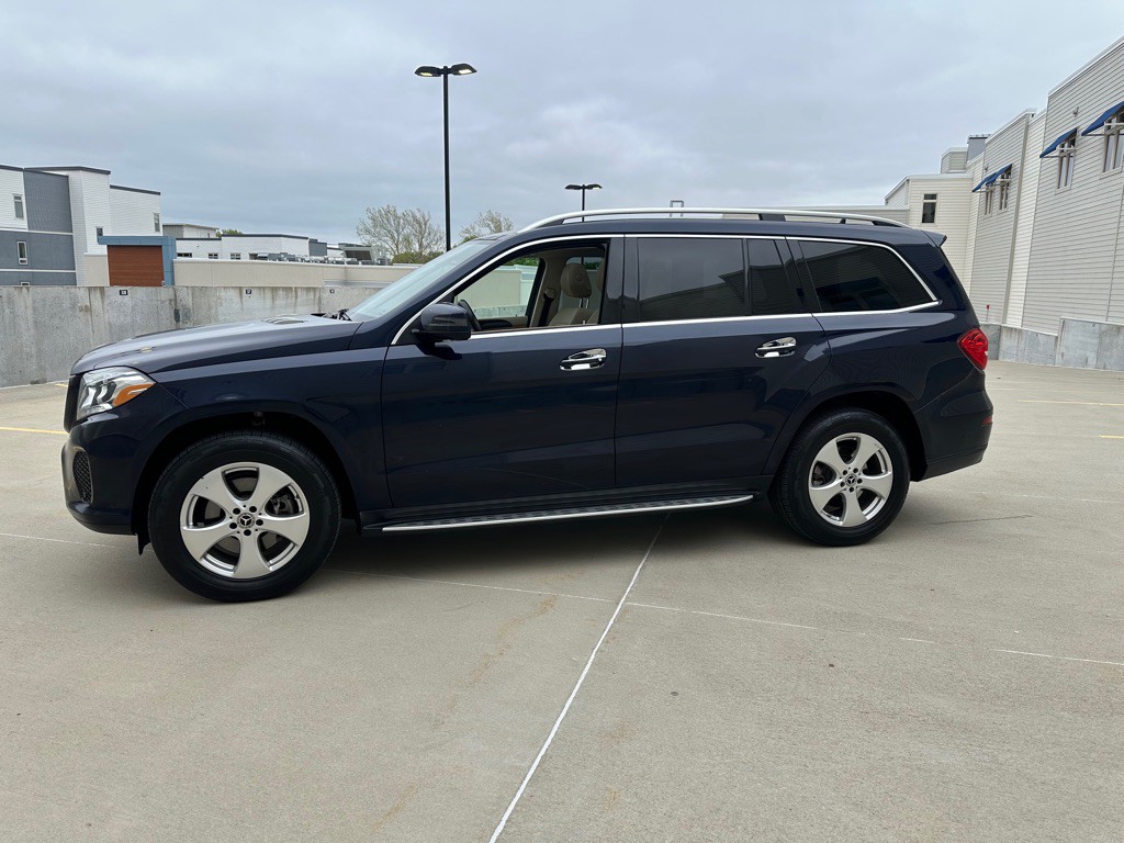 2017 Mercedes-Benz GLS-Class Image 3