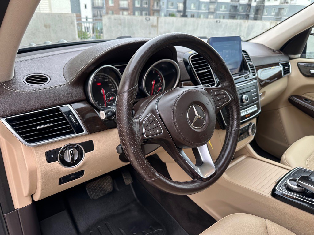 2017 Mercedes-Benz GLS-Class Image 10