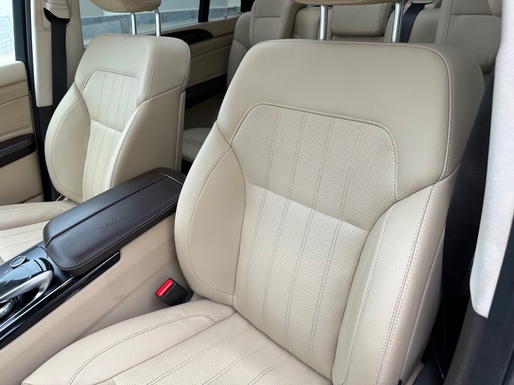 2017 Mercedes-Benz GLS-Class Image 12