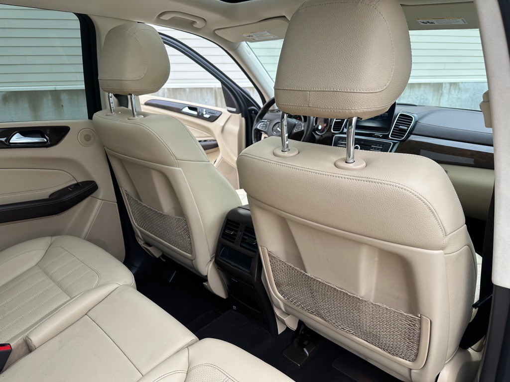 2017 Mercedes-Benz GLS-Class Image 22