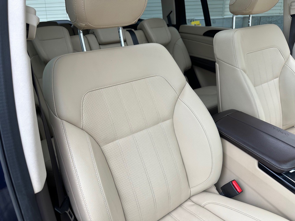 2017 Mercedes-Benz GLS-Class Image 24