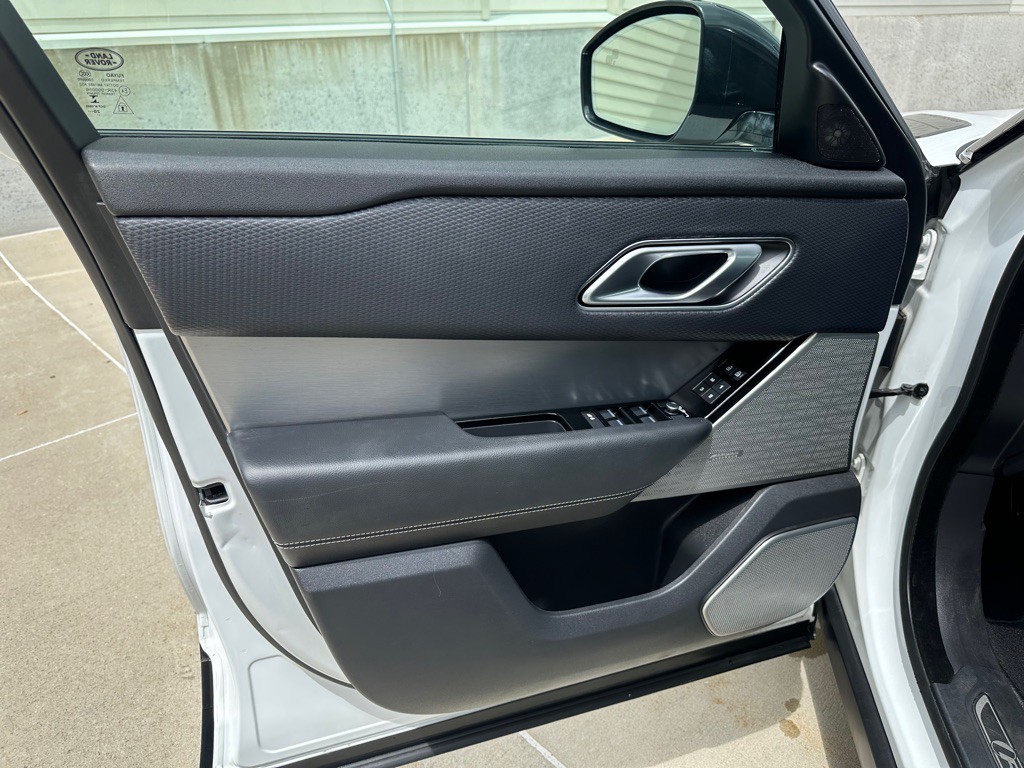 2021 Land Rover Range Rover Image 10