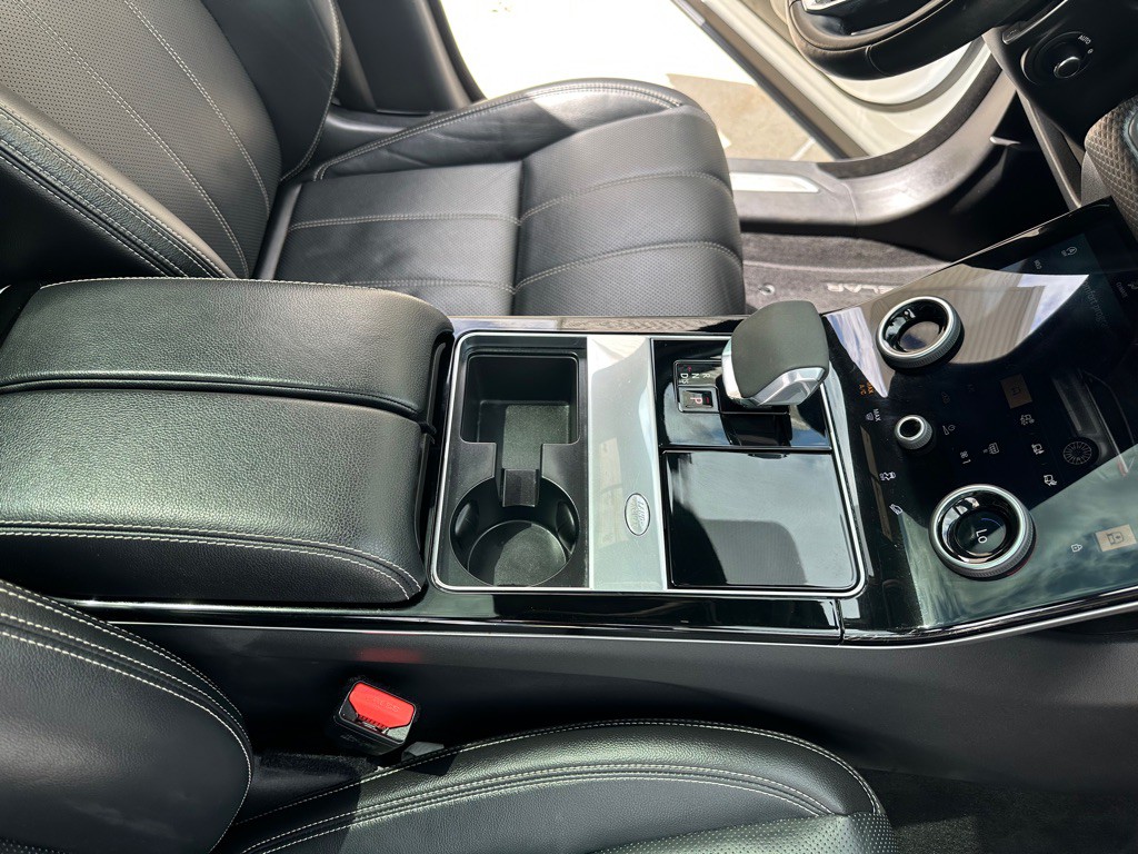 2021 Land Rover Range Rover Image 25