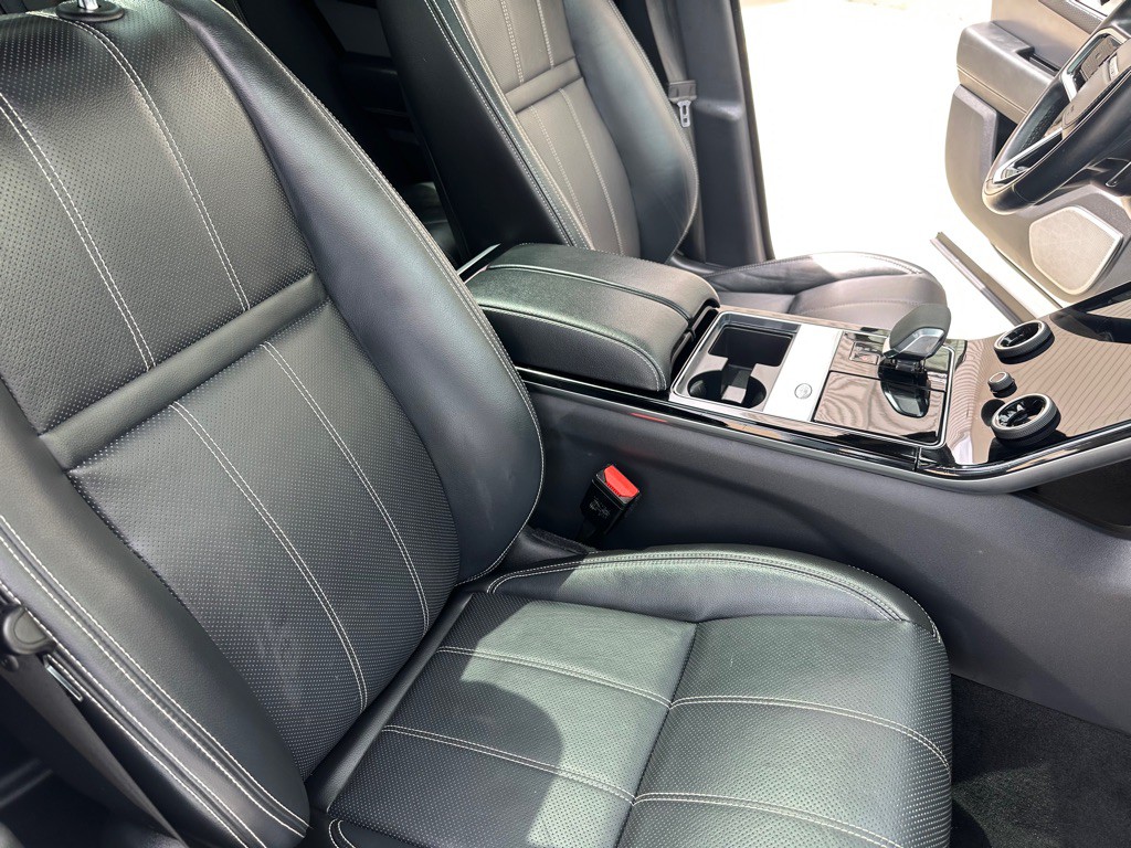 2021 Land Rover Range Rover Image 28