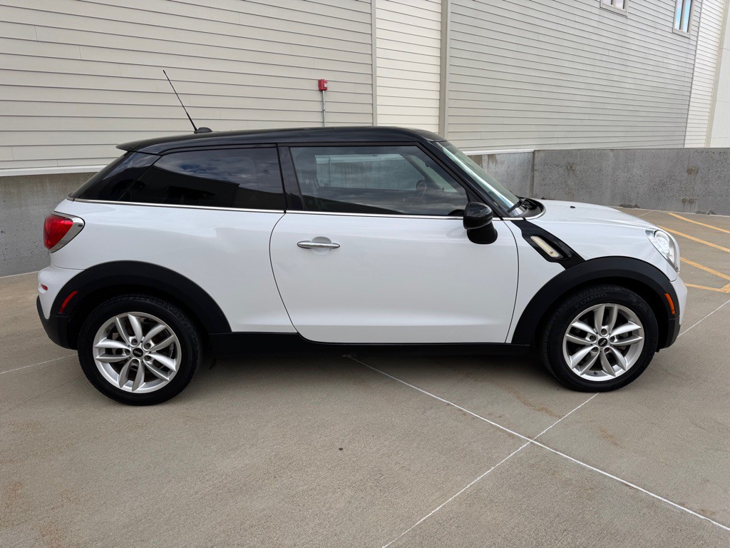 2014 MINI Cooper Image 2