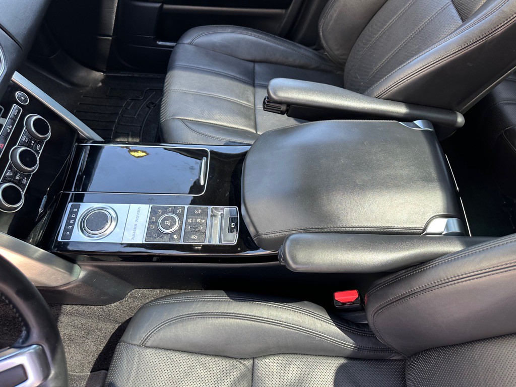 2013 Land Rover Range Rover Image 12