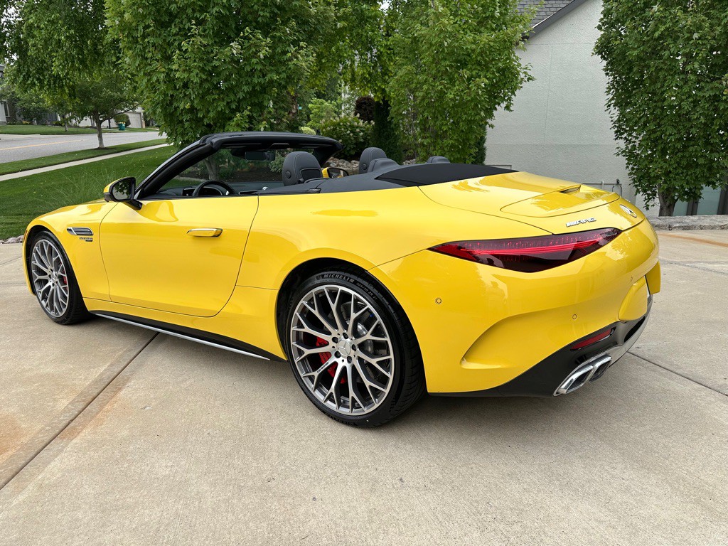 2022 Mercedes-Benz SL-Class Image 3