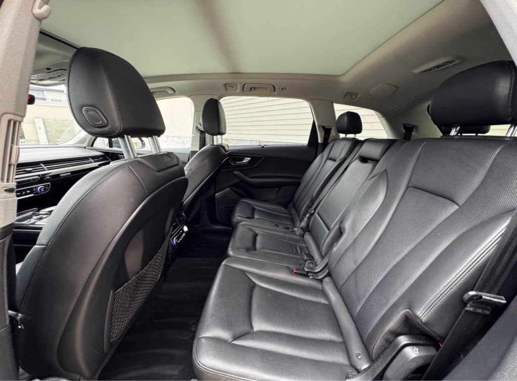 2019 Audi Q7 Image 17