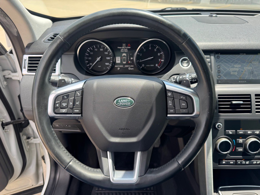 2016 Land Rover Discovery Sport Image 14
