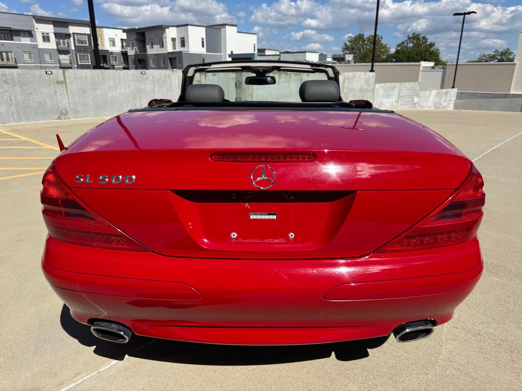 2005 Mercedes-Benz SL-Class Image 4