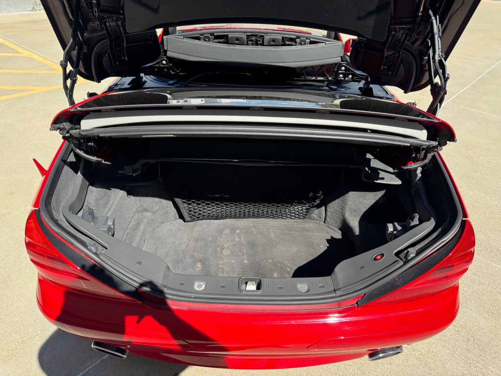 2005 Mercedes-Benz SL-Class Image 17