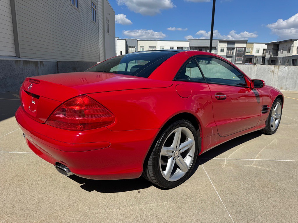2005 Mercedes-Benz SL-Class Image 25