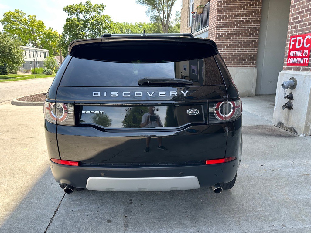 2016 Land Rover Discovery Sport Image 6
