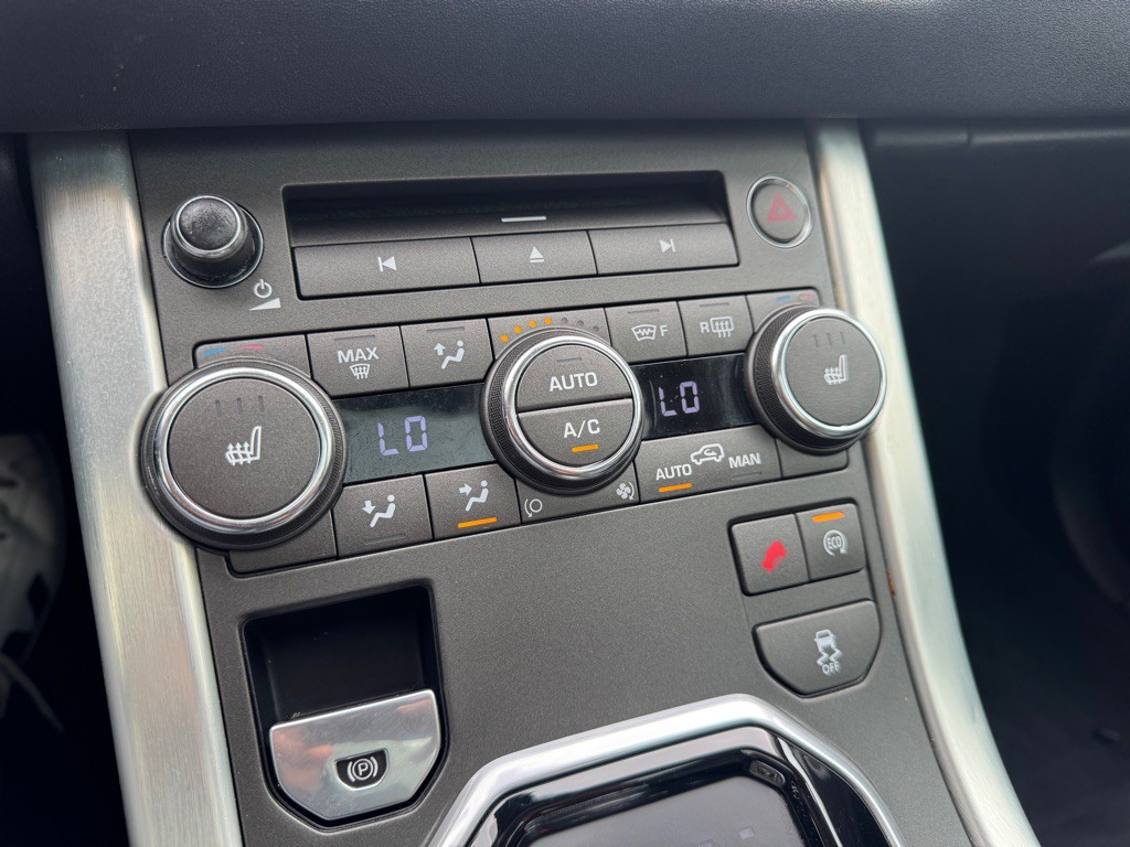 2014 Land Rover Range Rover Evoque Image 18