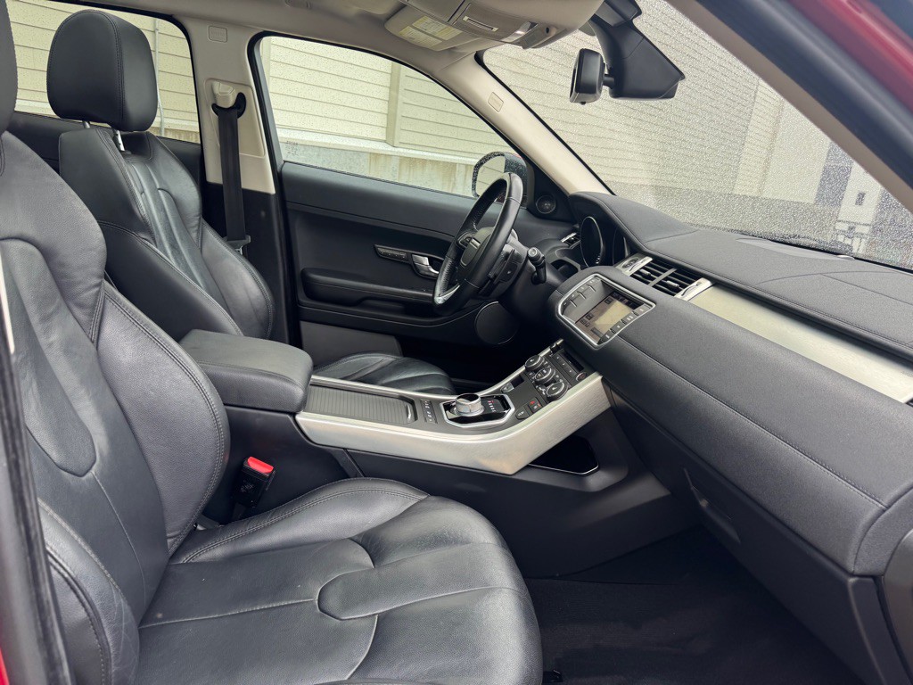 2014 Land Rover Range Rover Evoque Image 27