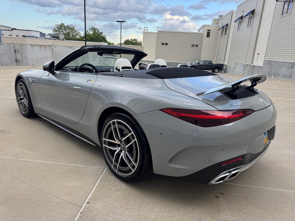 2023 Mercedes-Benz SL-Class Image 5
