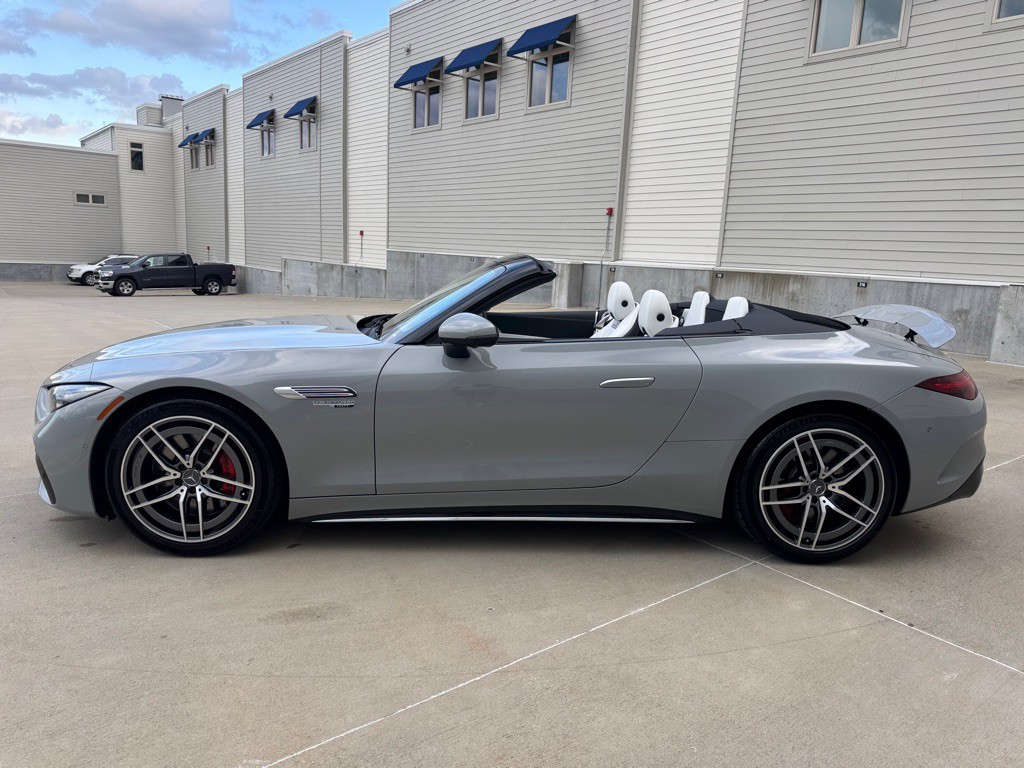 2023 Mercedes-Benz SL-Class Image 6