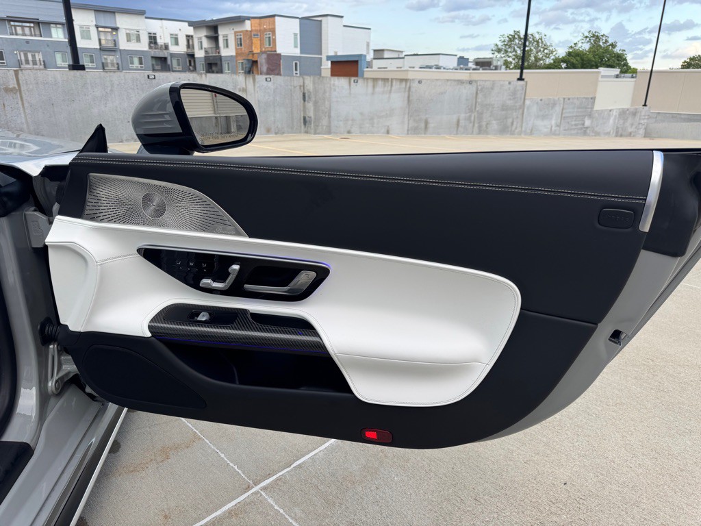 2023 Mercedes-Benz SL-Class Image 24