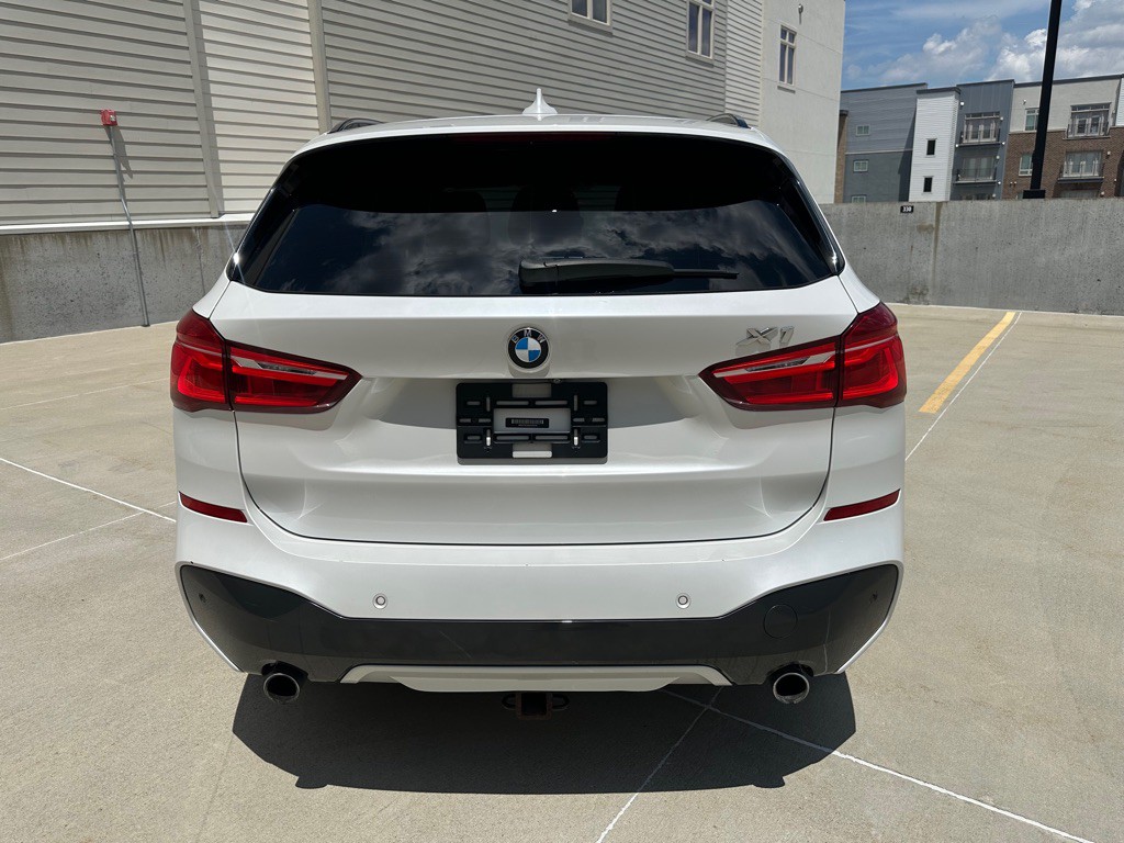2016 BMW X1 Image 6