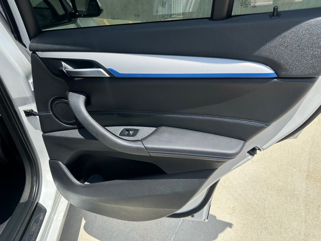 2016 BMW X1 Image 27