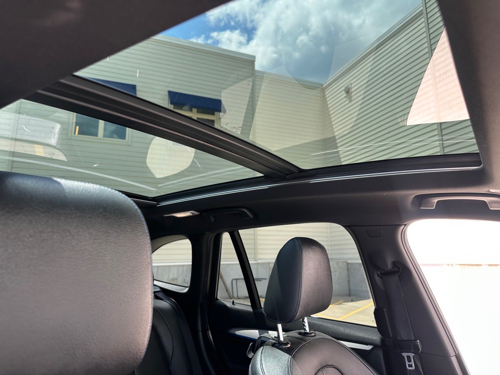 2016 BMW X1 Image 33