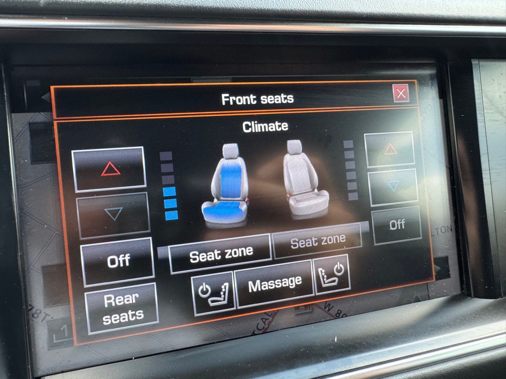 2014 Land Rover Range Rover Image 18