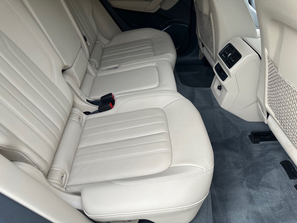2020 Audi Q5 Image 20