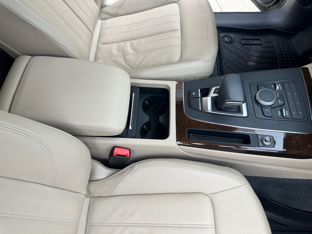 2020 Audi Q5 Image 23