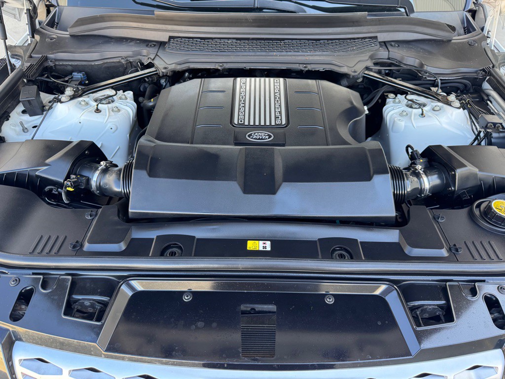2015 Land Rover Range Rover Sport Image 33