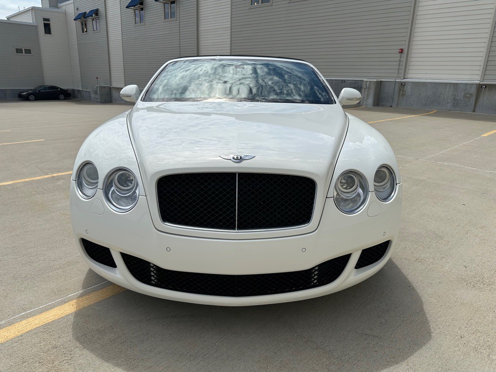 2011 Bentley Continental Image 2