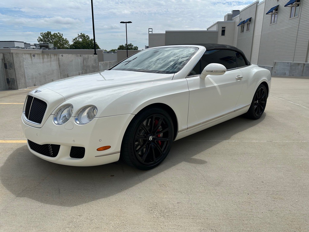 2011 Bentley Continental Image 3