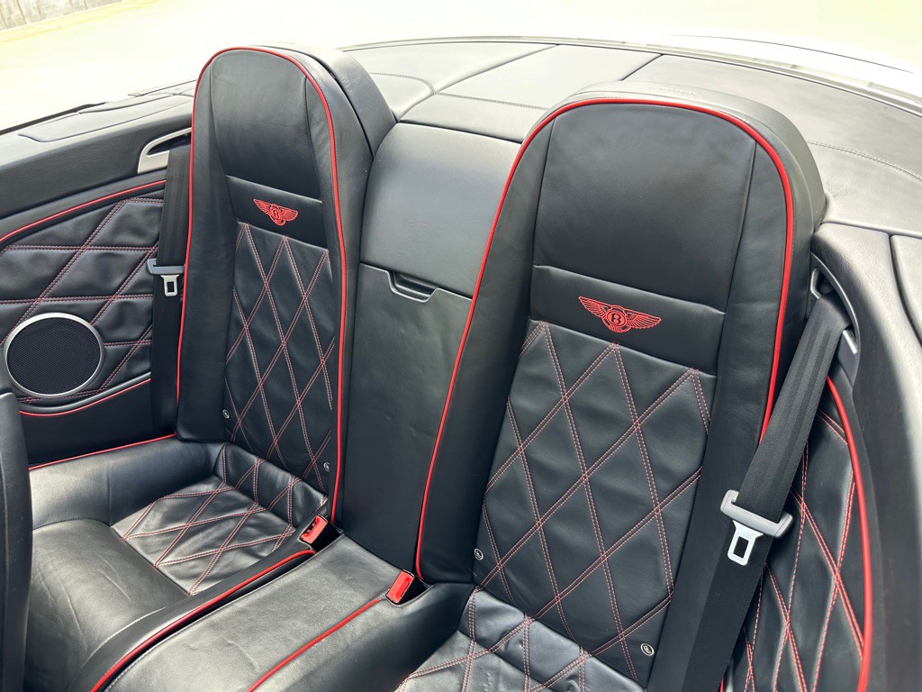 2011 Bentley Continental Image 18