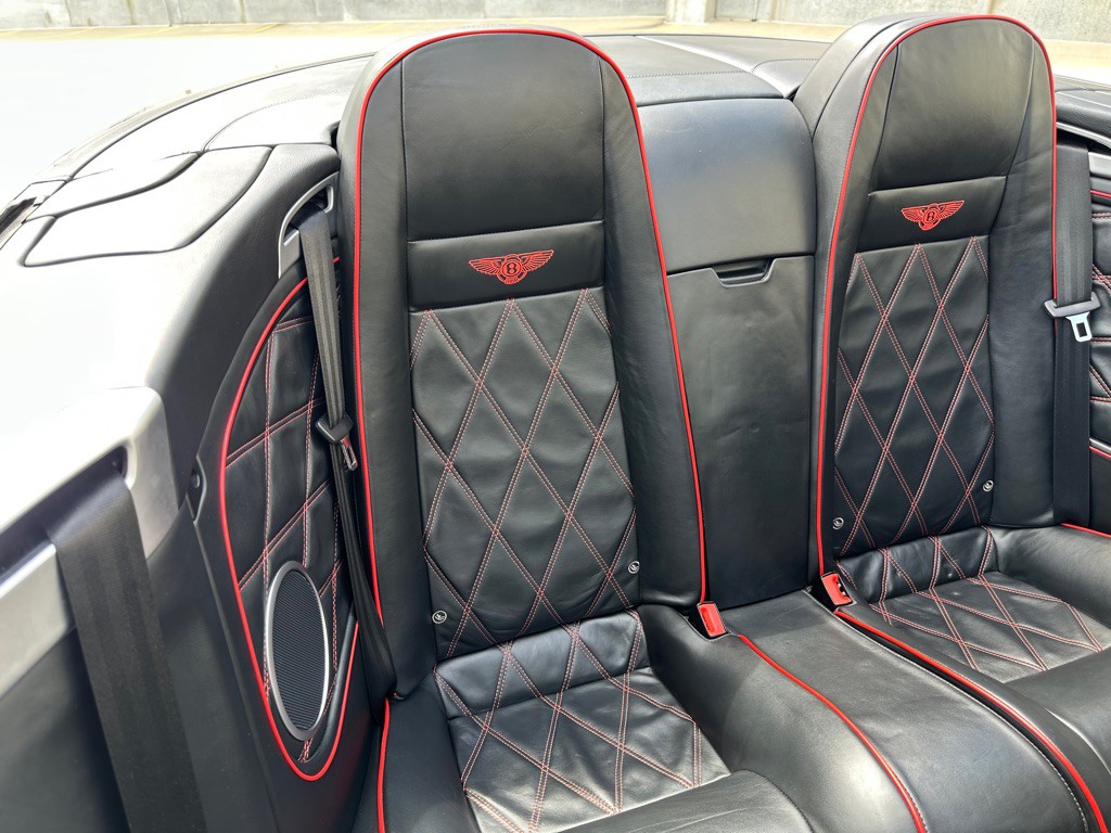 2011 Bentley Continental Image 20